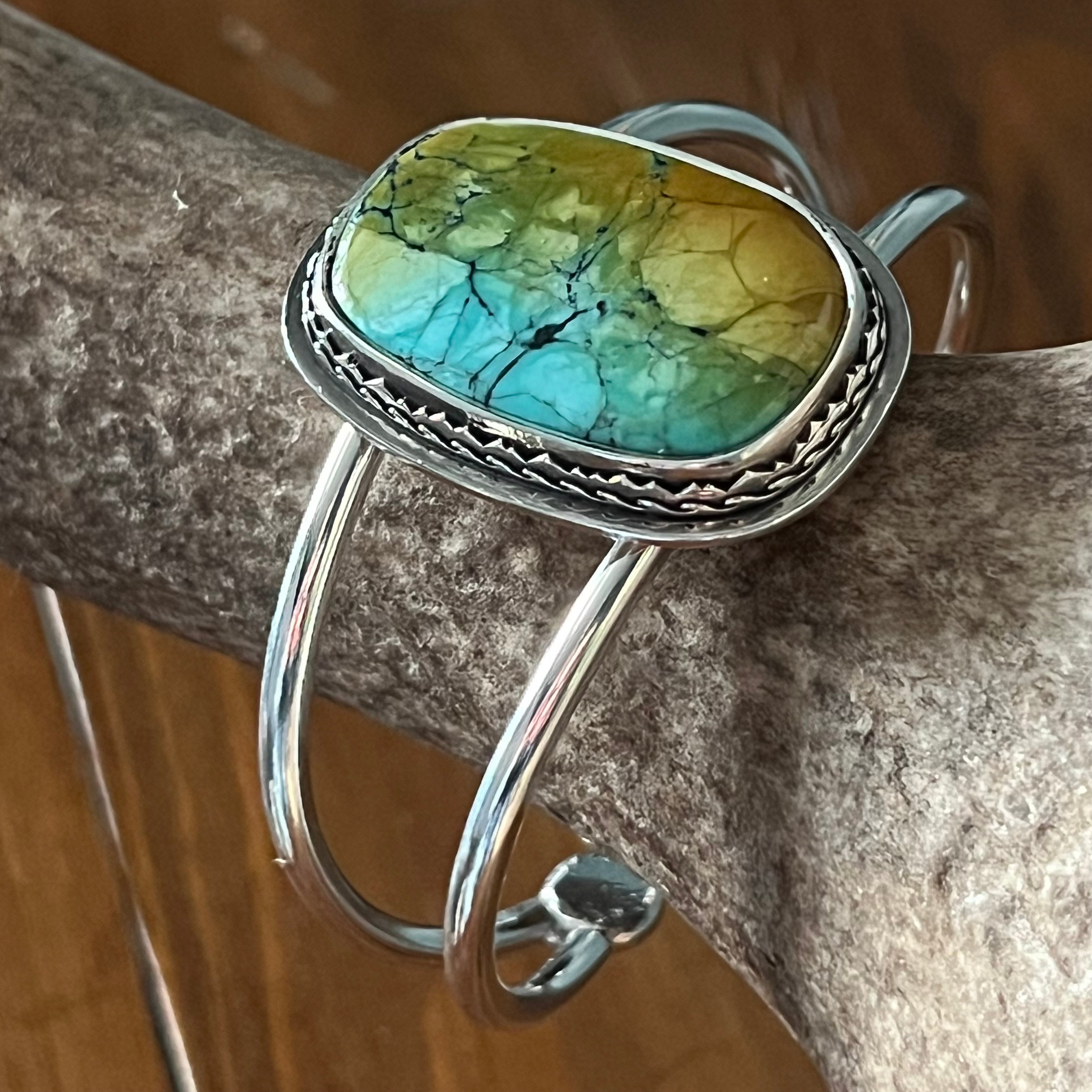 Hubei Turquoise Bracelet
