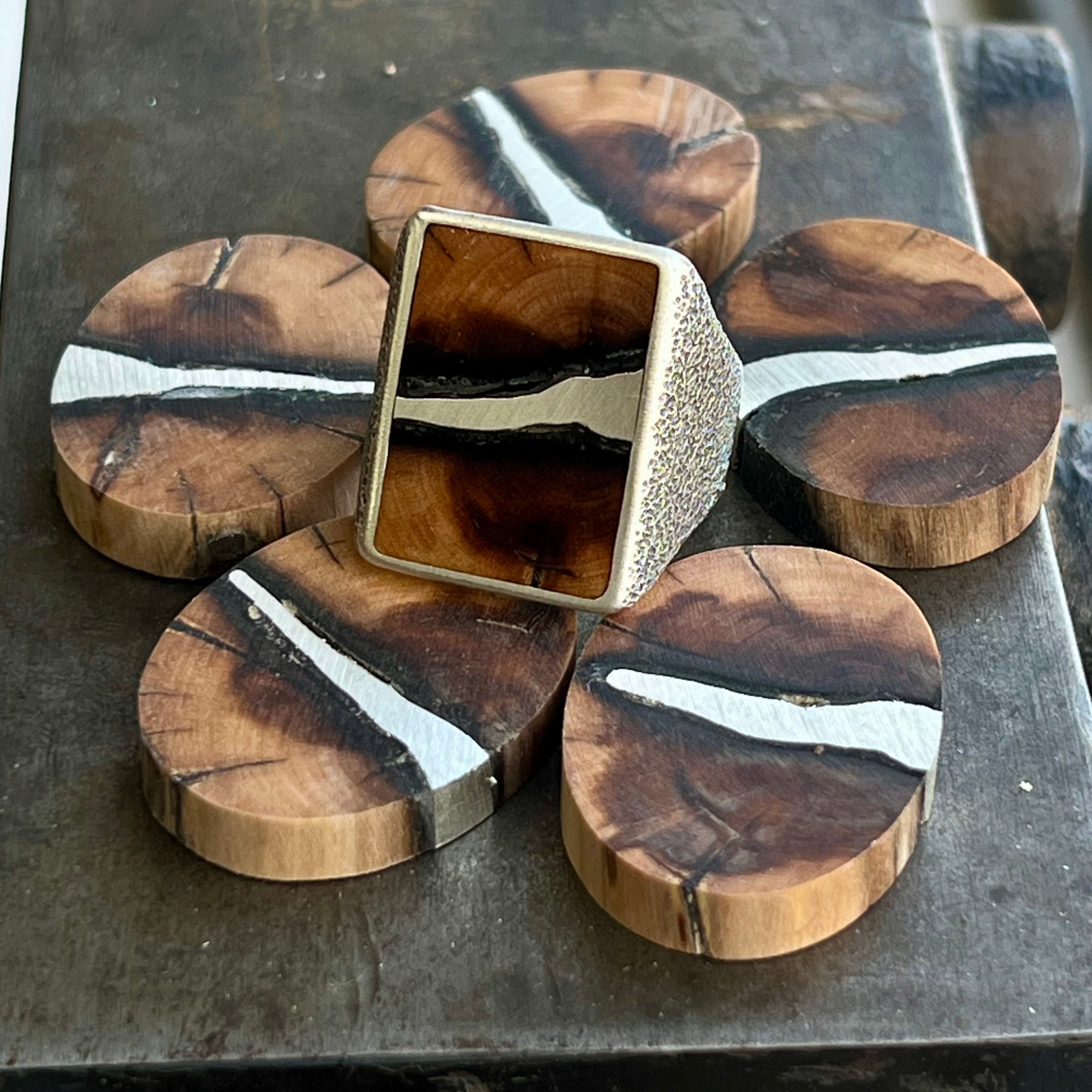 Wood Kintsugi Signet