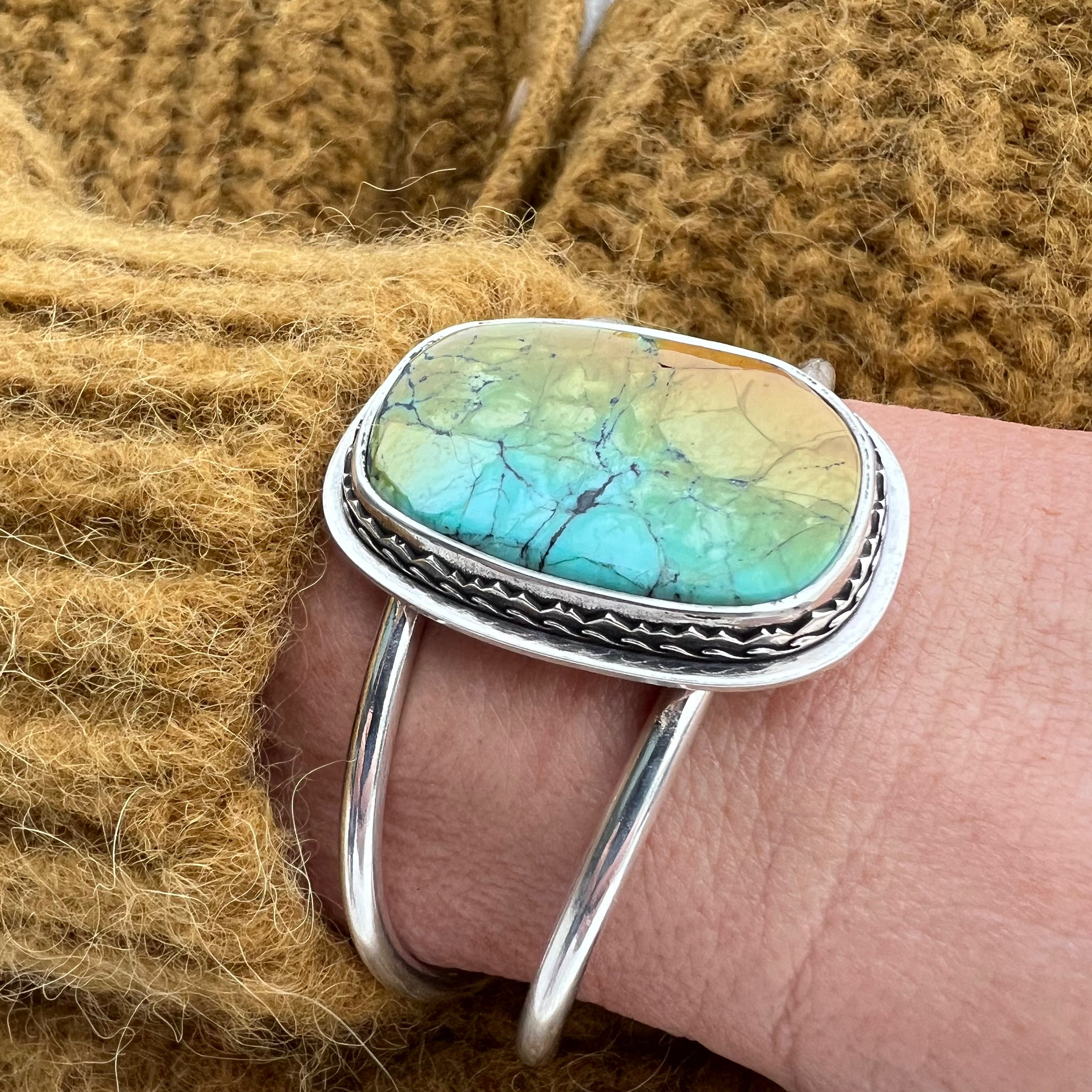 Hubei Turquoise Bracelet