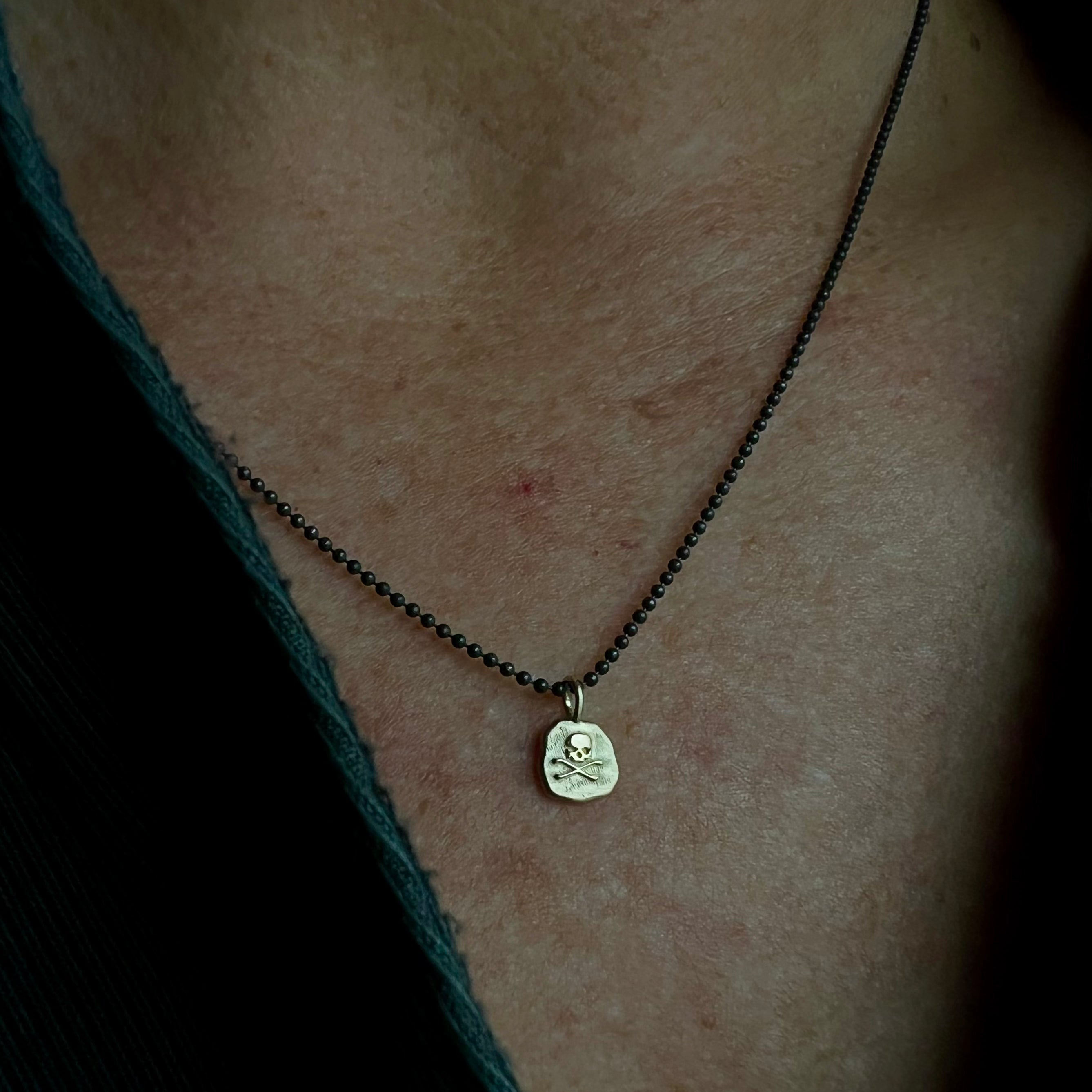 Gently Rage Skull 14k Gold Pebble