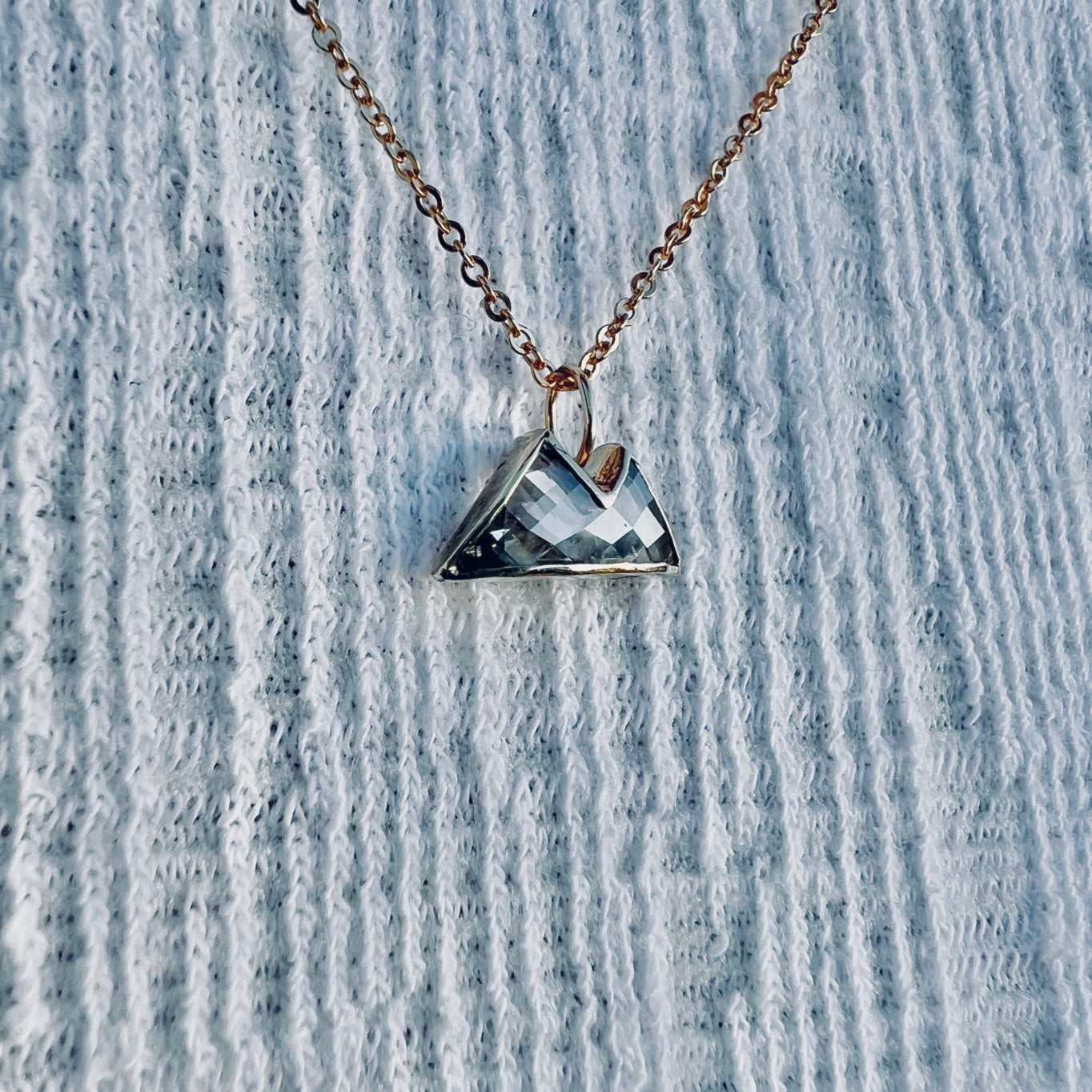 Skadi Mountain Pendant