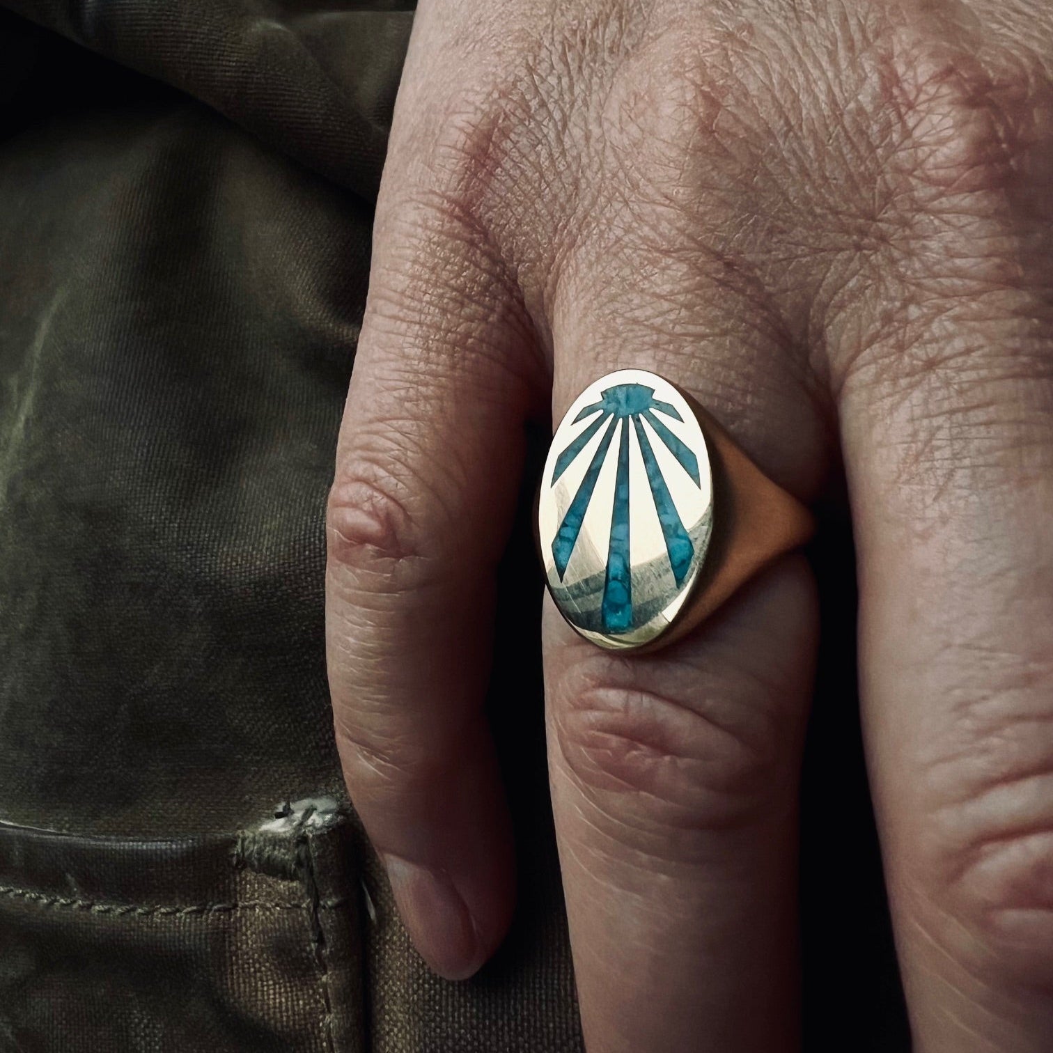 Oval Sunray Signet