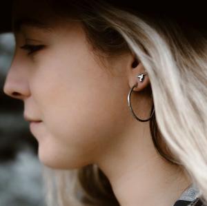 Roam studs
