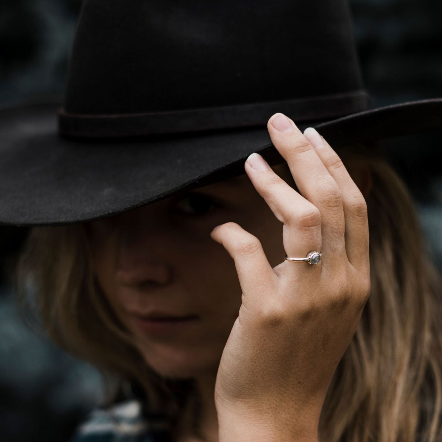 Mountain Silhouette Setting