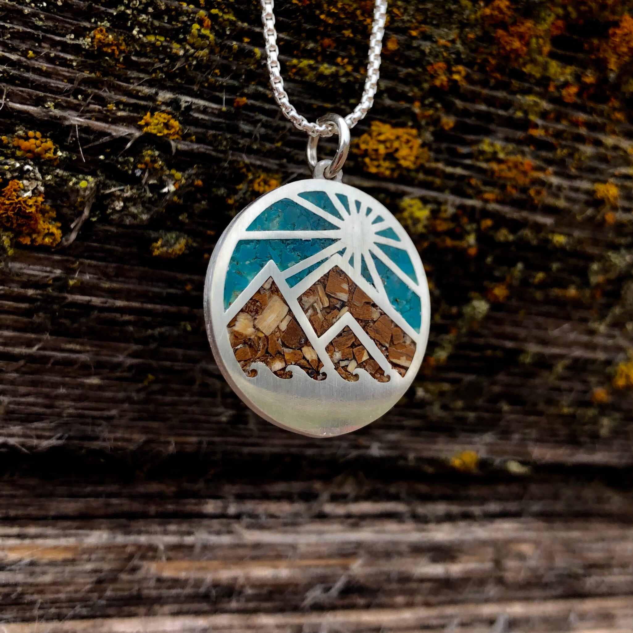 Sun Mountain Wave Inlay