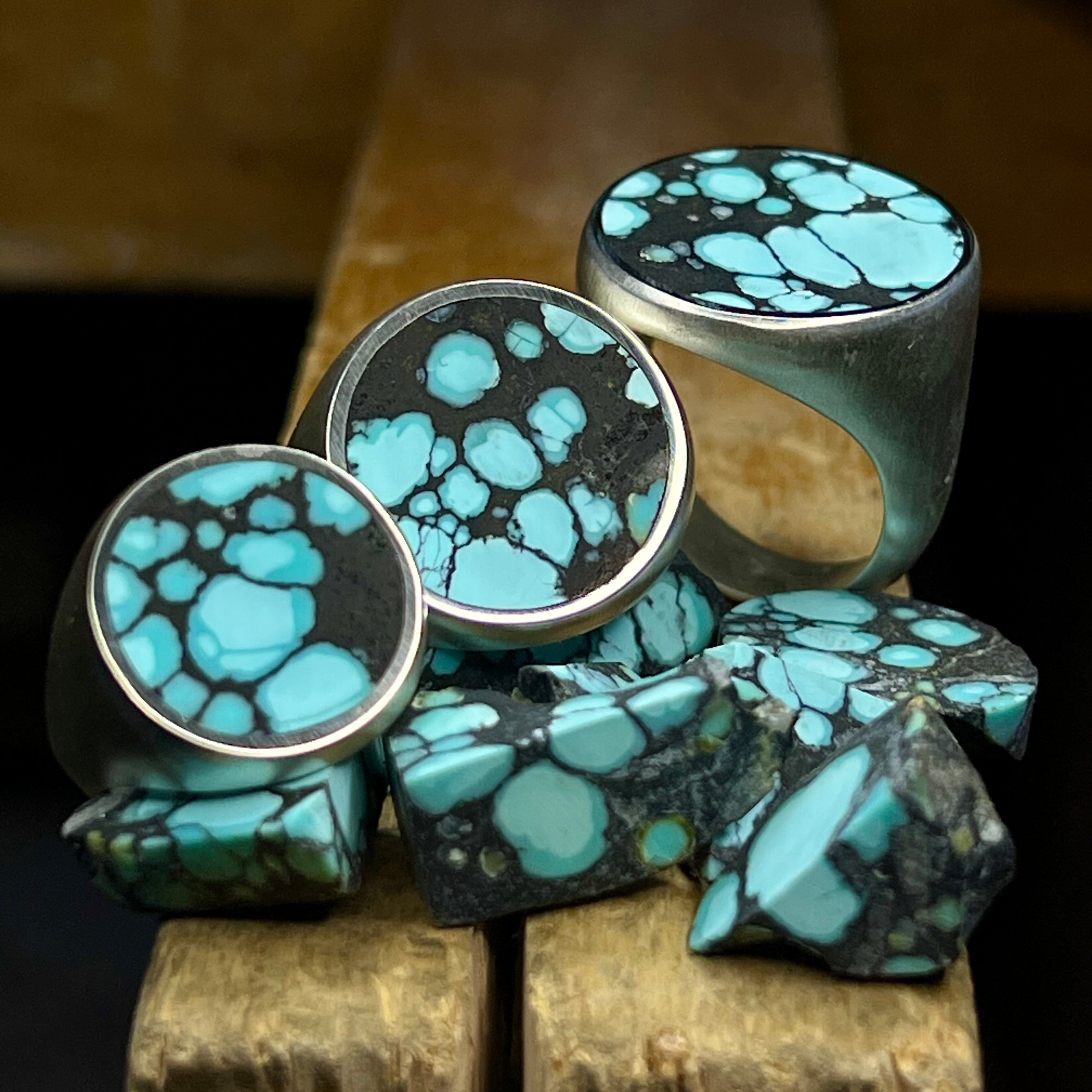 Hubei Turquoise Round Signets
