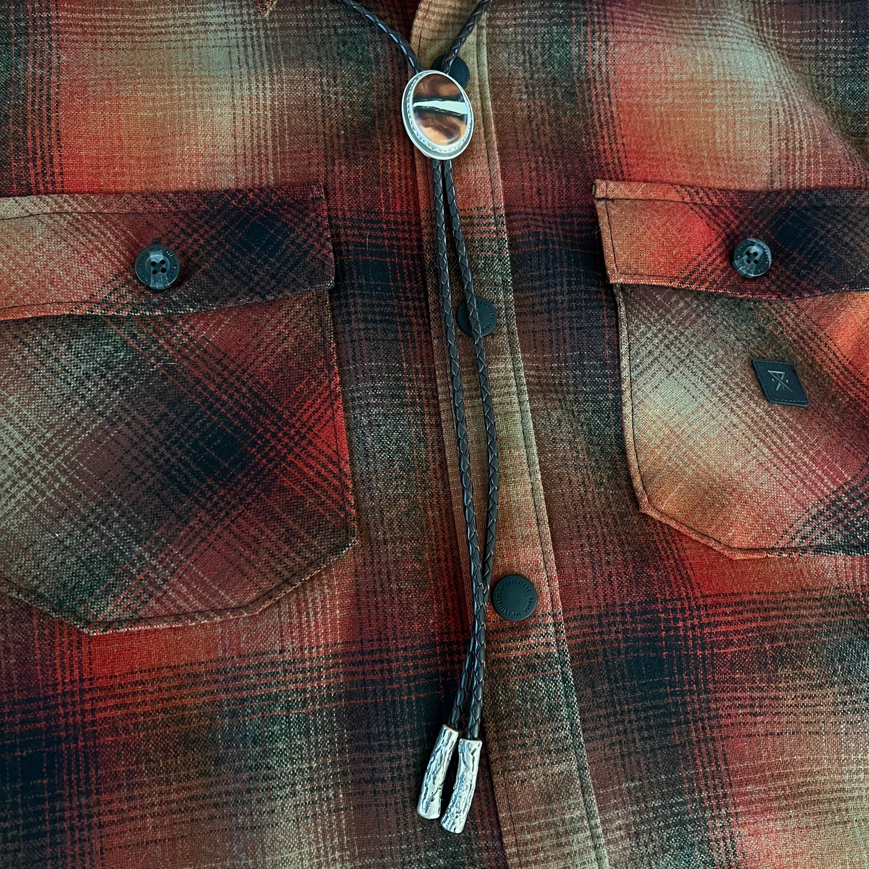 Wood Kintsugi Bolo