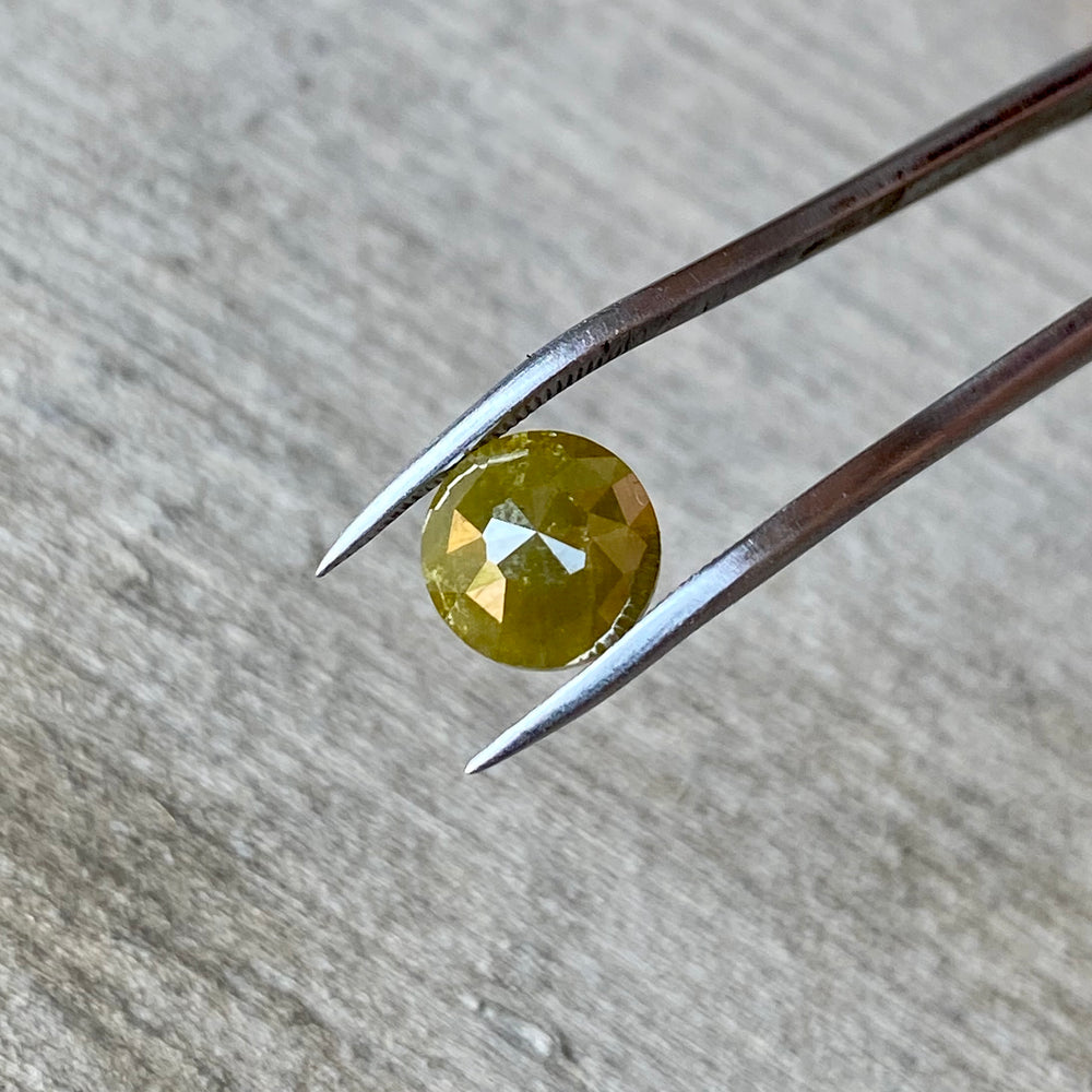 1.56 CT Green Diamond