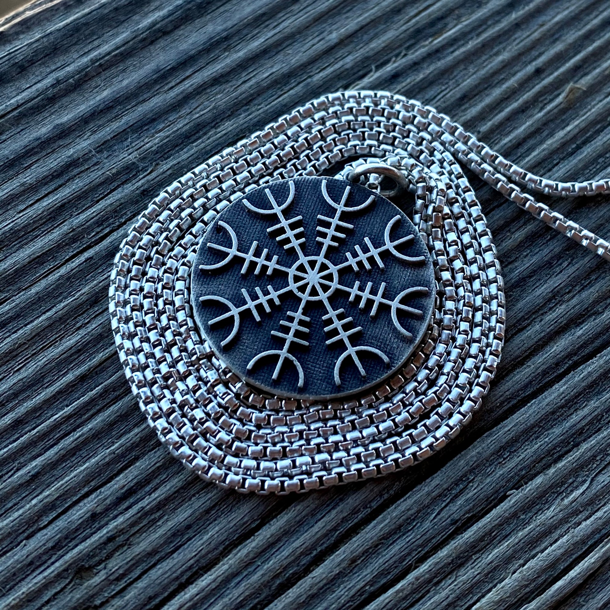 Helm Of Awe Pendant Necklace | Viking-Store